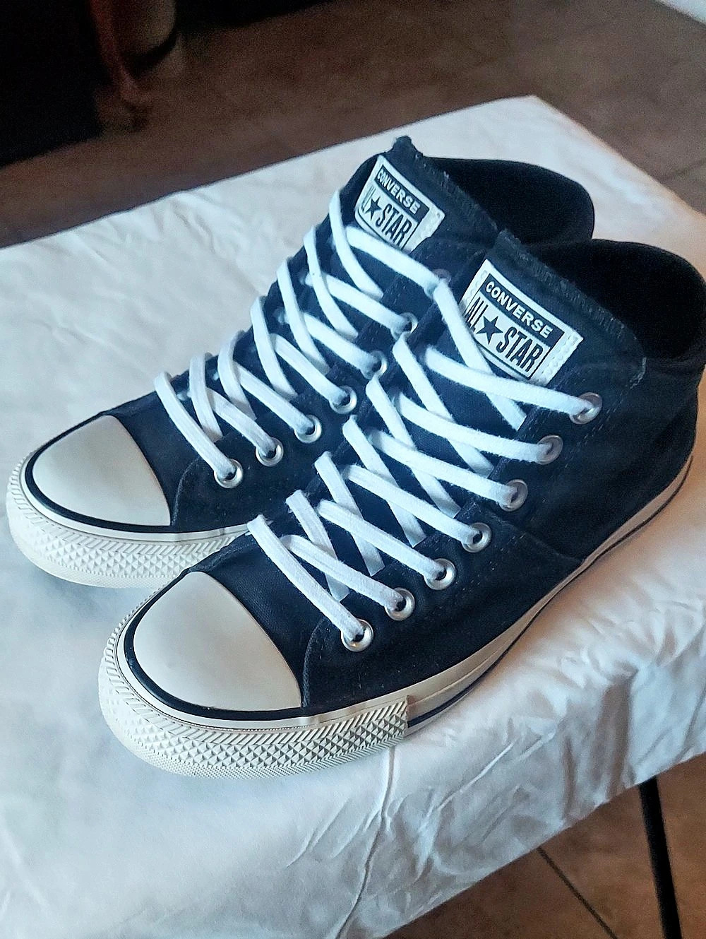 Converse Chuck Taylor All Star Street Mid Top Sneakers Black & White US 9